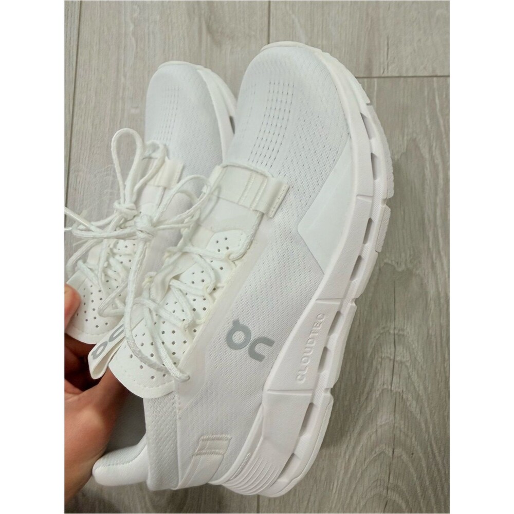 On Cloud Running Cloudnova 2 Women All-White Sneakers size 7.5 NWOT